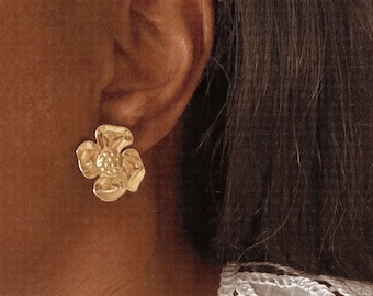 Boucles d'oreilles BIANCA • BO fleur acier inoxydable doré bijou tendance style boho chic bijou vintage bijou cadeau pour elle mariage