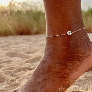 Chaine de cheville BLOOM • bracelet cheville chevillère fleurs acier chirurgical hypoallergénique résistant à l'eau  ajustable pour elle