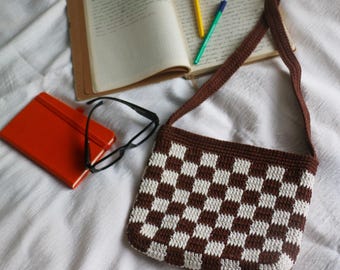 Checkered Crochet Hobo Bag: Handmade Cotton Yarn Shoulder Bag