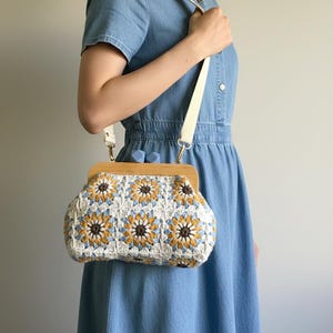 Handmade Crochet Granny Square Purse • Retro Wooden Frame, Boho Floral Bag image 7