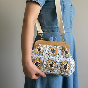 Handmade Crochet Granny Square Purse • Retro Wooden Frame, Boho Floral Bag image 5