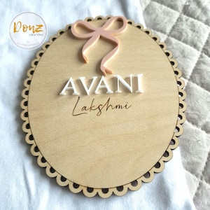BUNDEL Aangepaste geboortesticker met naam en strik | Gepersonaliseerde babyaankondigingsbord | Kinderkamerdecoratie | Cadeau kraamcadeau | Vintage