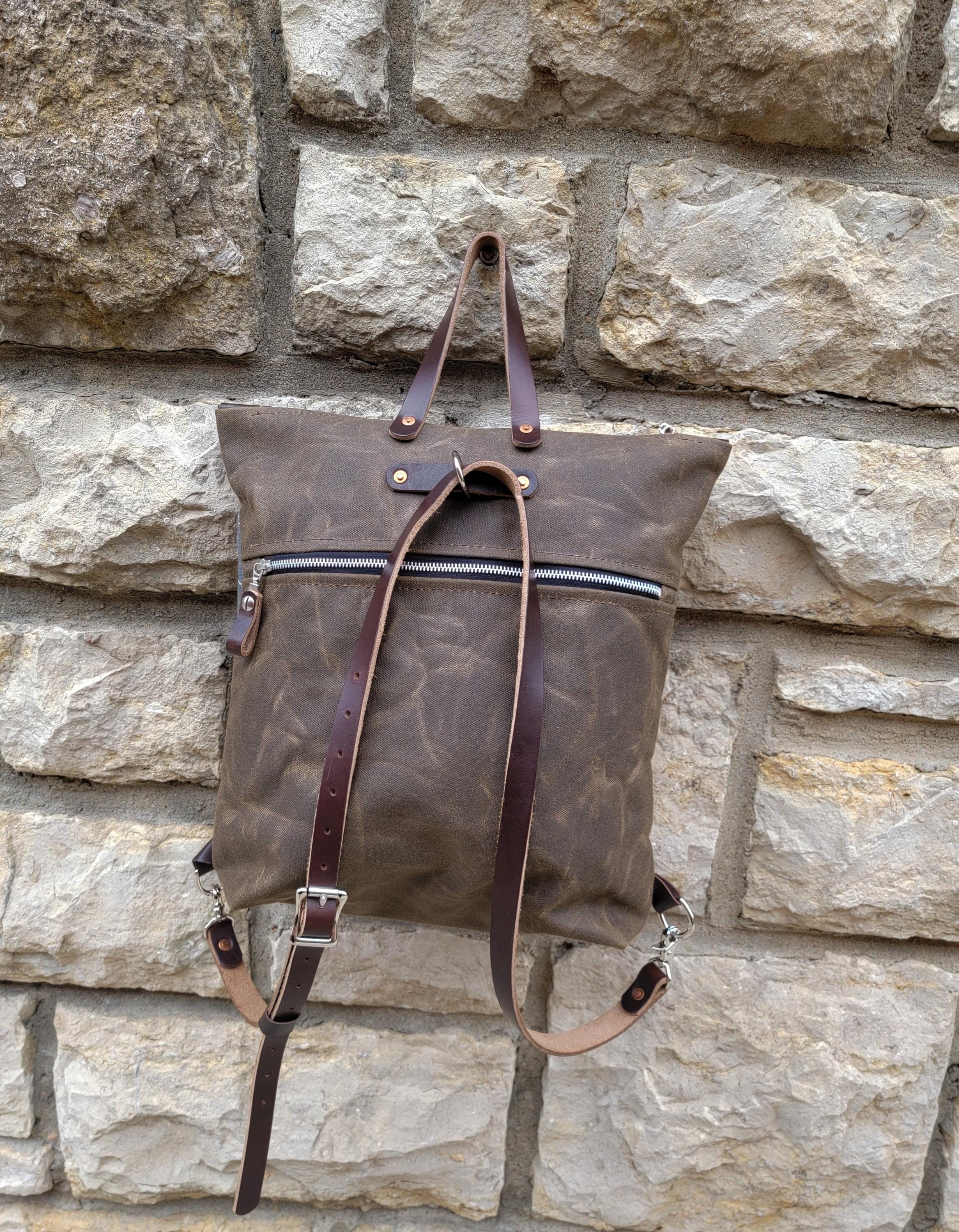 Quilted Waxed Canvas Backpack: Storm Gray & Toasted Tan  display picture 3