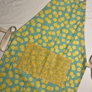 Lemon apron