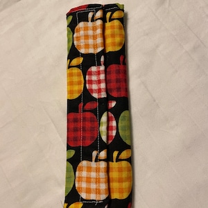 Fabric Car Seatbelt Cover: Velcro Closure