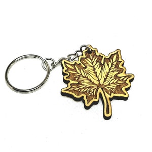 Keychain Wood Engraved Maple Leaf, NEW DESIGN!