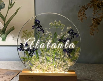 Customized name night light, glue dried flower night light, personalized resin flower night light, gift for boyfriend/girlfriend.