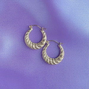 Gold Hoops, Gold Hoop Earrings, 14K Yellow Gold Earrings, Gold Diamond Cut Earrings, Small Hoops, Carved Pattern Design