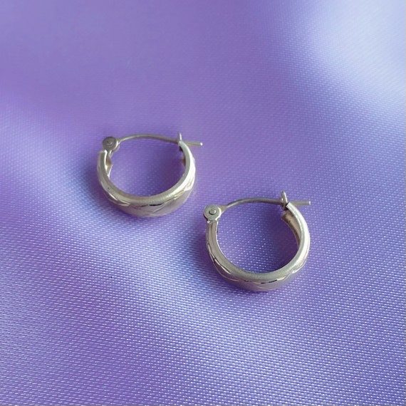 Gold Baby Hoops, Gold Hoop Earrings, Baby Hoop 14K Gold Earrings, Yellow Gold Baby Hoops