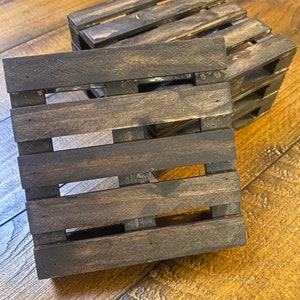 Wooden Pallet Coaster (Stained)