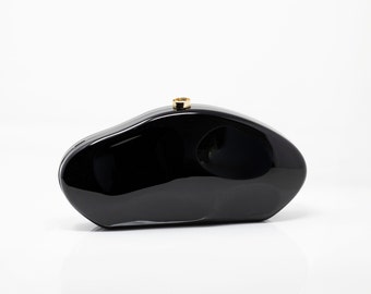 Vintage shell shape black evening clutch; Elegant Gaia style clutch; Evening classic bag