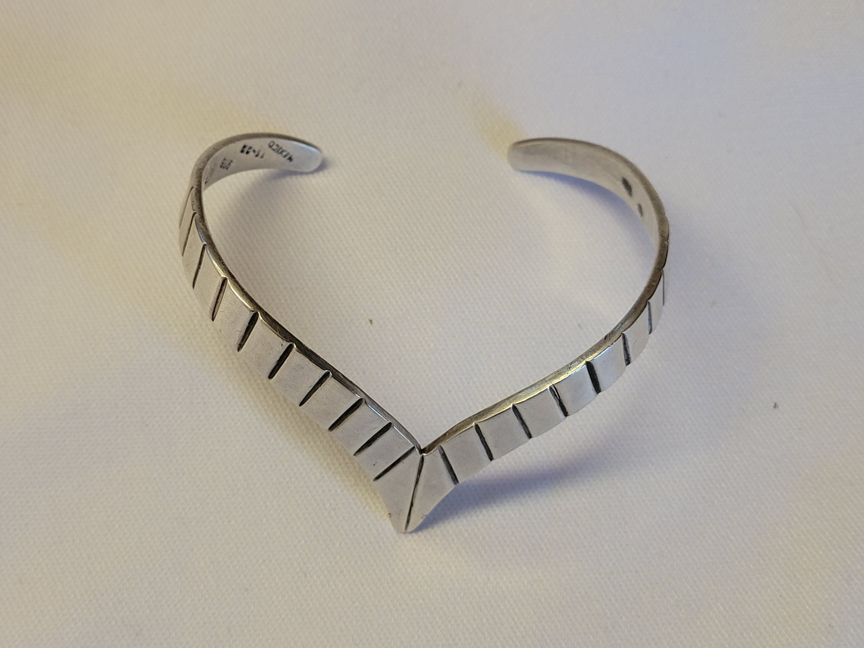 アクセサリー vintage Mexican jewelry silver bracelet Sterling Silver Mexico Bracelet Iguala 925 VCC Signed Panel
