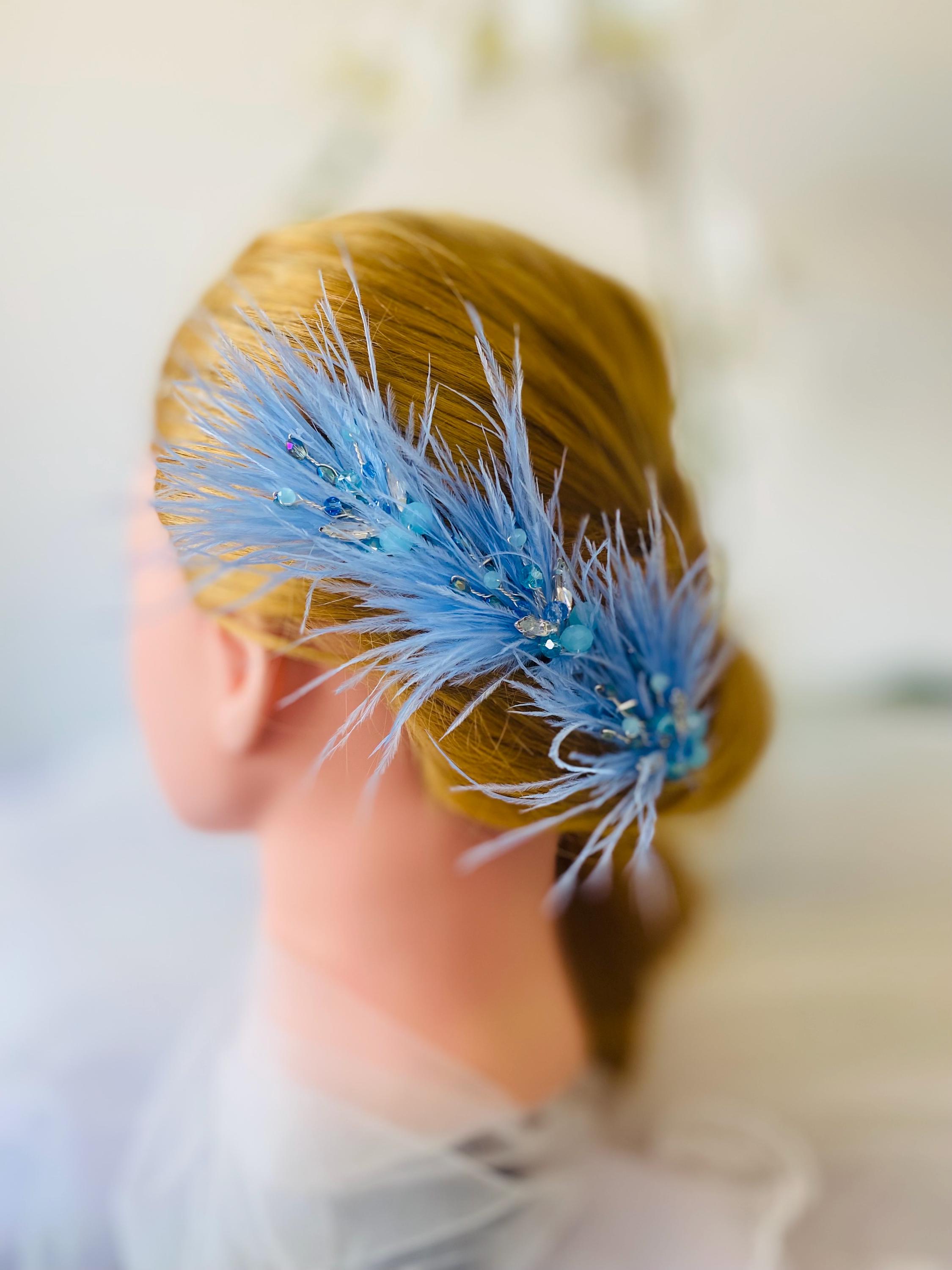 Borrowed & Blue Crystal CZ Stone White Ostrich Feather Hair Comb Blue Ostrich Feather Crystal Bridal Hair Pins Set – Elegant  main image 2