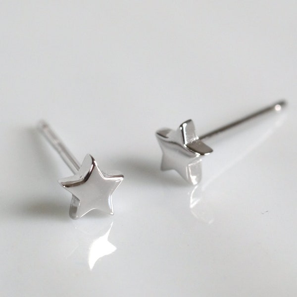 Shiny Star Earrings - Dainty 925 Sterling Silver Stud Friction Push Back Earrings for Children Girls Women, Minimalist Silver Earrings, Gift