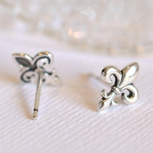 Fleur De Lis Silver Earrings - Dainty 925 Sterling Silver Stud Friction Push Back Earrings for Children Girl Women, Minimalist, Lily, Flower