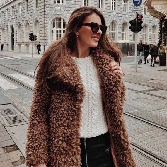 Faux-fur button coat