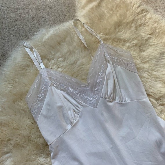Vintage Lace Lingerie Fitted White Slip Dress Sex… - image 2