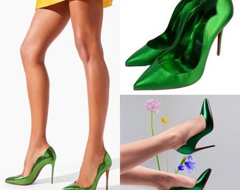 Christian Louboutin Hot Chick Metallic Green 100mm Scalloped Heels Pumps 38