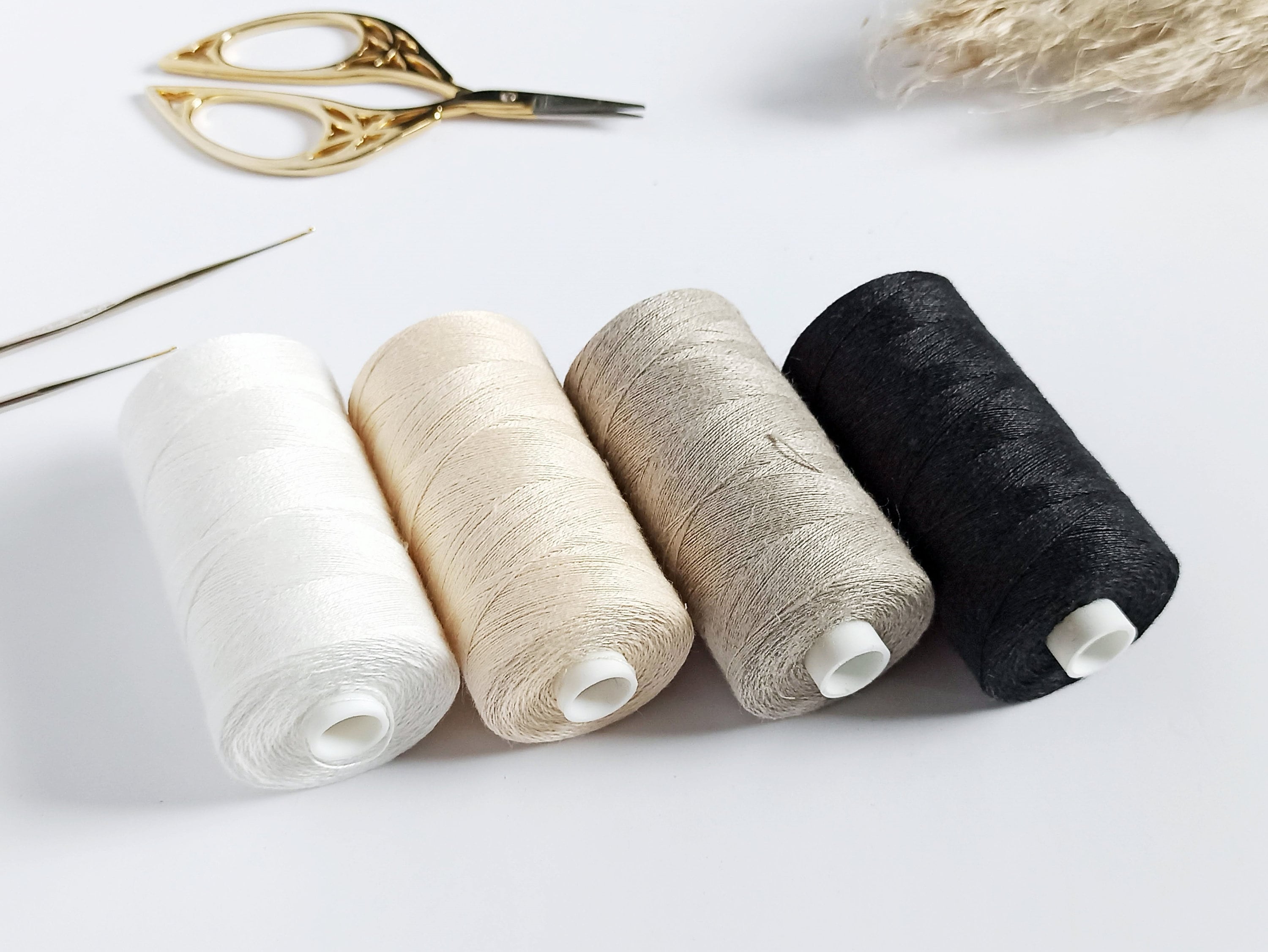 Medium linen thread, 33x2, 200m, natural