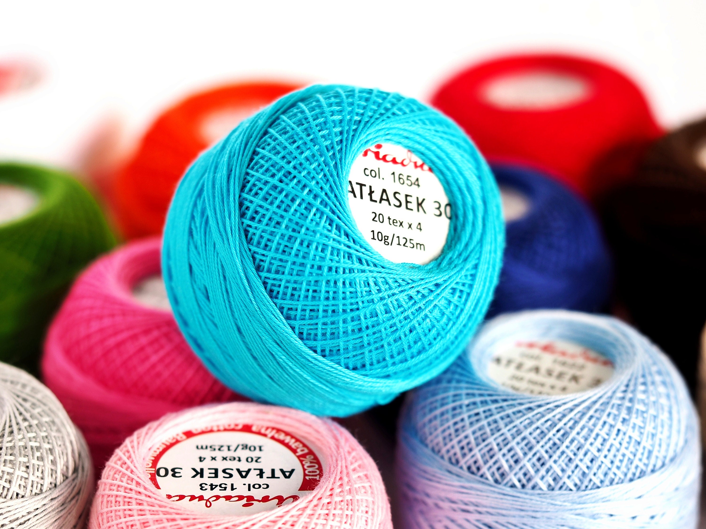 Tatting Thread Ariadna Muza 20 Burgundy or Salmon Pink Cotton 