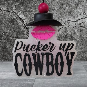 PUCKER UP FRESHIE