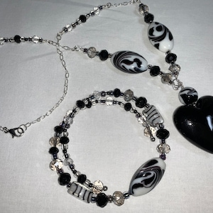 Black Heart Lampwork Heart Necklace and Braslet