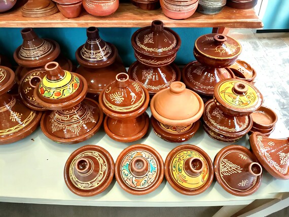 Authentic Moroccan Cooking Tagine - Handcrafted Clay Pot for Exquisite Moroccan Cuisine Moroccan Dining Experience