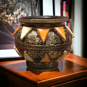 An old moroccan ashtray made by hand with copper & bones  Ceramic ashtray, Viking Ashtray, Antique Ashtray Vintage Ashtray, old ashtray