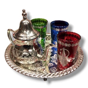 Elegant Moroccan Tea Set with Teapot, 3 Cups, and Tray Tea Ensemble Teapot and Cup Set Moroccan Tea Service Exquisite Tea Tray