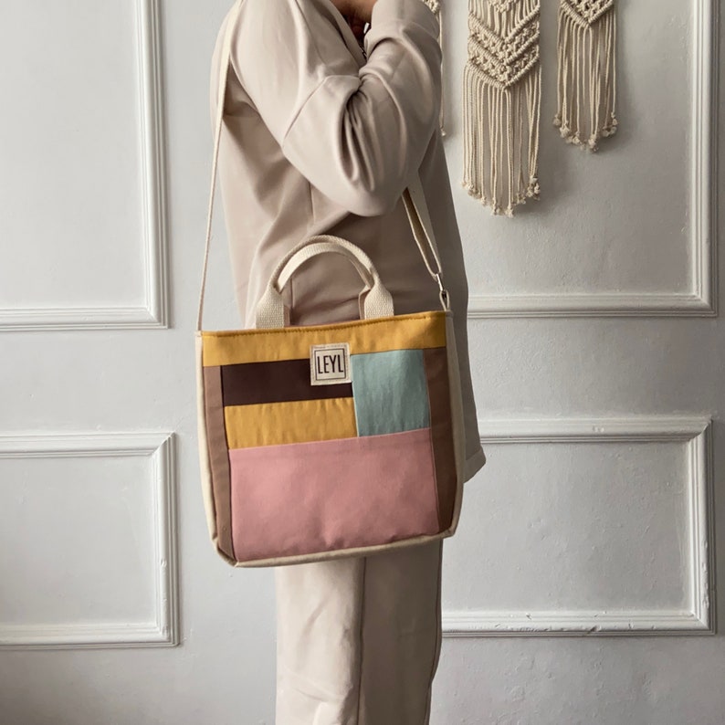 Patchwork Tote Bag with Zipper Closure, Lightweight Everday Bag, Small Canvas Purses for Women, Fabric Shoulder Bag, Crossbody Bag image 1