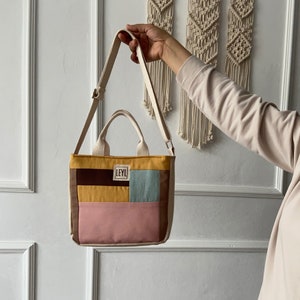 Patchwork Tote Bag with Zipper Closure, Lightweight Everday Bag, Small Canvas Purses for Women, Fabric Shoulder Bag, Crossbody Bag image 7
