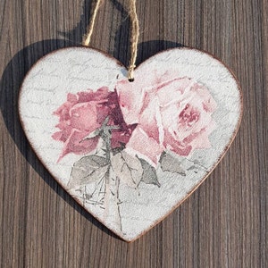 Arredamento vintage / Piatto cuore in legno decoupage fatto a mano / Vintage Rose Shabby Style Gift for her / Regalo per la festa della mamma / Rose