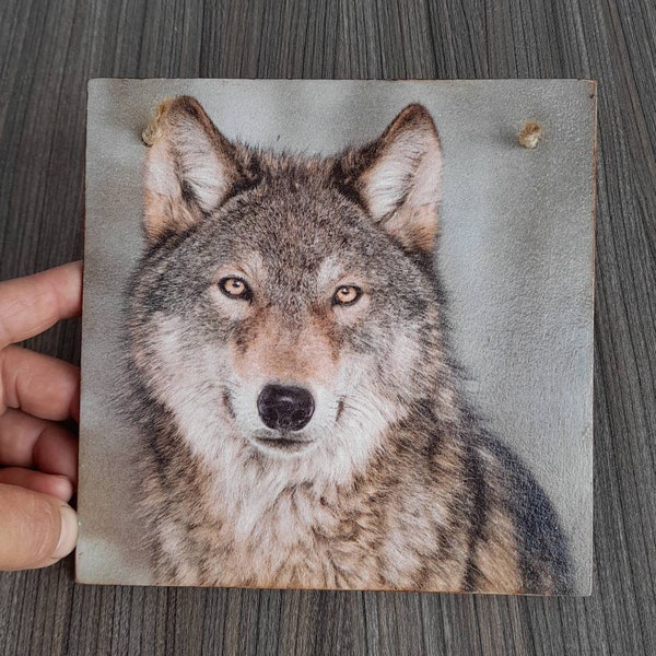 Plaque de découpage de loup 15 cm. Un cadeau pour les amoureux des loups. Animal spirituel,