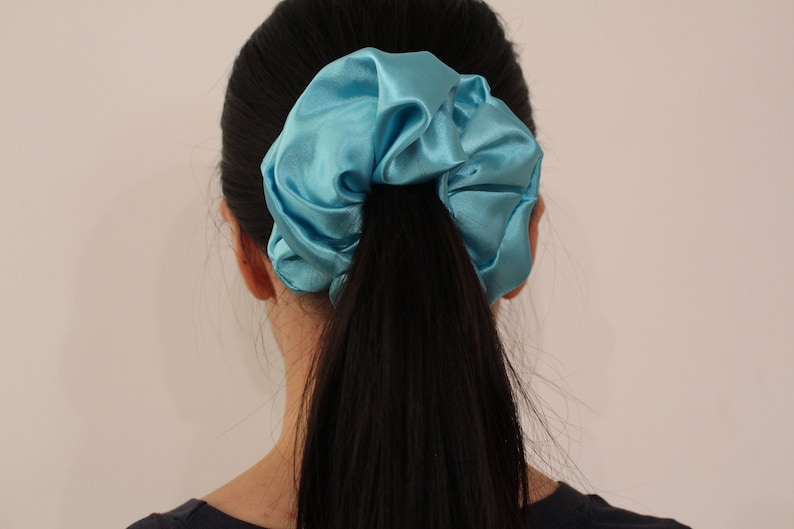 Jumbo Charmeuse Satin Scrunchie, Oversize XXL Large Scrunchies, Ponytail Elastic Hair Tie, Handmade Hair Accessories, Bridesmaid Gift Bild 7