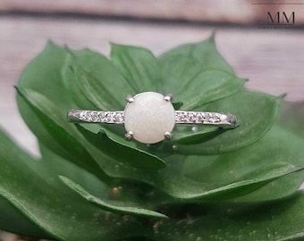 Sterling Silver Dainty Halo Ring with 6mm Breastmilk or Cremation Jewelry DIY Kit, Holds Ashes, Hair, Dried Flowers, Keepsake Ring Kit