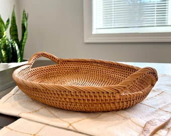 Home Decor Basket with Handles Housewarming Mom Gifts Large Oval Fruits Basket Rattan Woven Coffee Serving Trays Bread Fruit Storage Bowl
