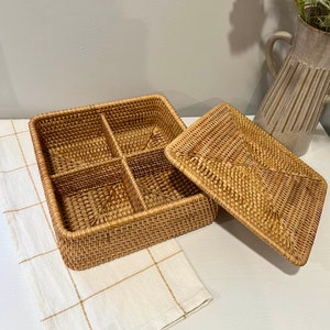 Astou Cubbies Storage Basket with Lid Handmade Gift for Mom Rattan Woven Square Decorative Lidded Basket Organization Tray Food Storage Bin