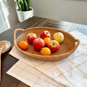 Fruit Harvest Storage Baskets Large Amish Hand Woven Rattan Wooden Bread Potato Serving Tray with Handle Kitchen Home Decor Gift for Her Mom