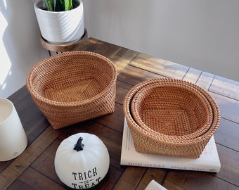 Handmade Basket Gift for Her New Home Fruit Apple Bowl Food Storage Bin Kitchen Decorative Rattan Baskets Serving Trays Snack Bread Holder