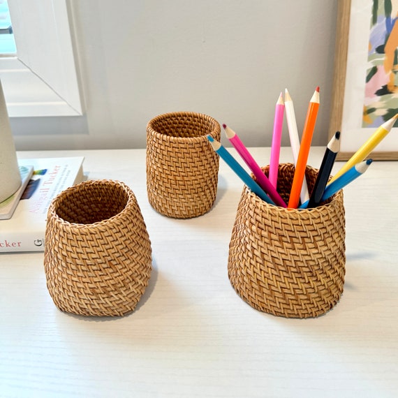 Paintbrush Holder for Pen Pencil Desk Home Office Decor Handmade Unique Pen Pencil Organizer Woven Pencil Cup Wooden Apple Pencil Holder Set