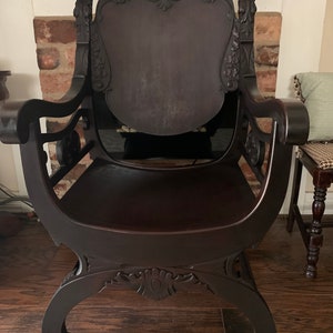 ANTIQUE Oak Lion Head Carved SAVONAROLA Throne Chair