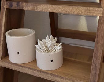 Round Duo Organizer Set with Heart Design in Large and Small | Bathroom Storage | Toothbrush Holder | Bathroom Shelf | Desk Organizer | Decorative Item
