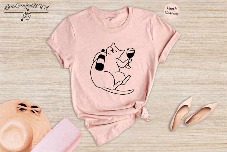 Funny Cat Shirt Wine Lover Tee: Romantic Animal Design, Cotton Blend (Unisex Sizes, Comfortable Fit) immagine 3