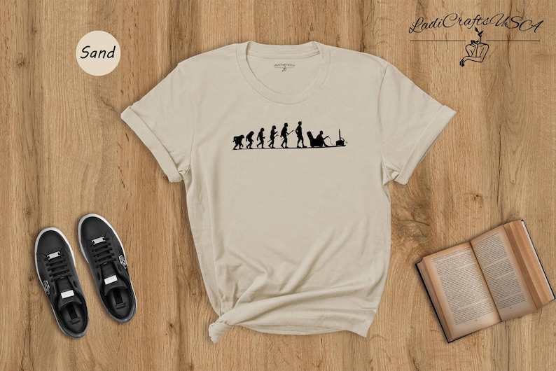 Chemise Gamer Evolution - T-shirt de jeu vidéo amusant - Tissu en coton mélangé, coupe unisexe, tenue décontractée au quotidien image 1