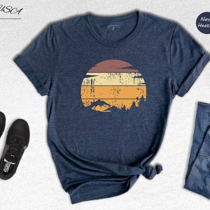 Vintage Mountain Shirt, Wanderlust shirt, Camping Tee, Vintage Camping, Hiking Shirt, Adventure Shirt, Travel Shirt, Mountain Shirt