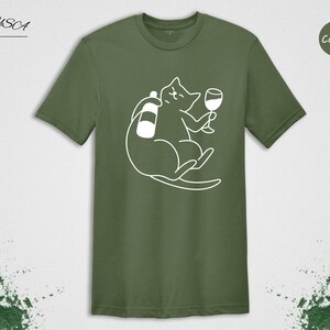 Funny Cat Shirt Wine Lover Tee: Romantic Animal Design, Cotton Blend (Unisex Sizes, Comfortable Fit) immagine 5