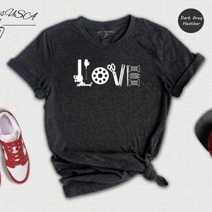 Camiseta divertida para amantes de la costura: Camiseta con humor para artesanos / Mezcla de algodón, corte unisex / Regalo para mamá, Camiseta para quilters imagen 6