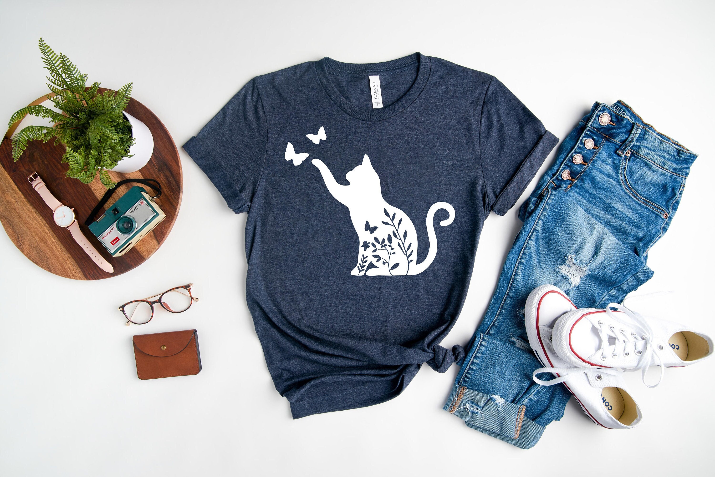 Floral Cat Shirt Cat Lover Shirt Floral Shirt Gift for Her Etsy UK