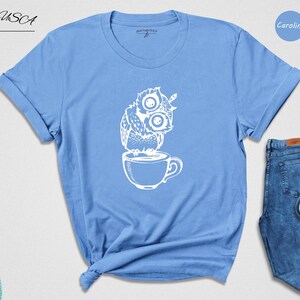 Camiseta de Búho Café - Camiseta de Búho Nocturno - Estampado Animal Nocturno, Mezcla de Algodón, Ropa Casual para el Turno de Noche imagen 4