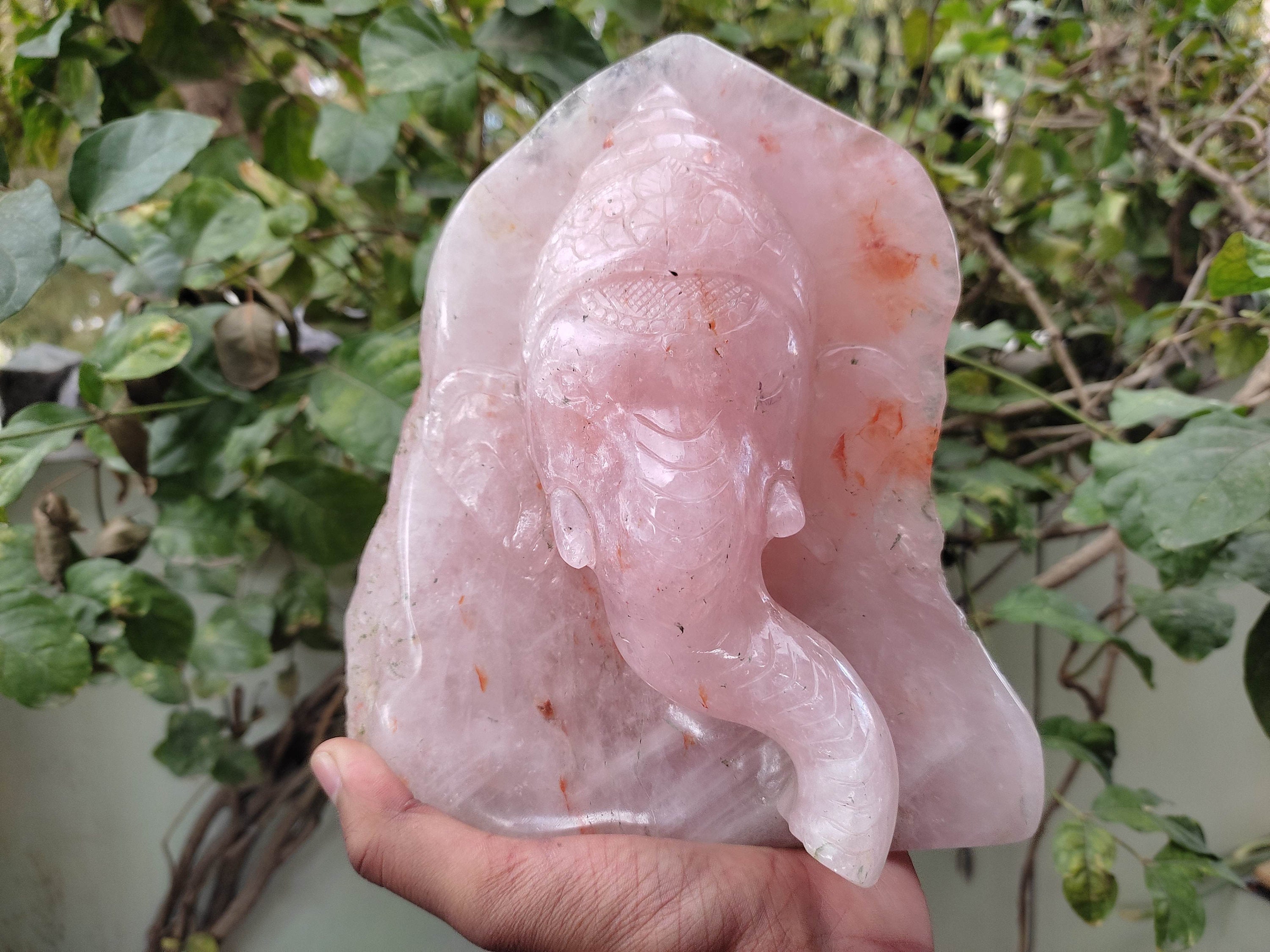 Quartz rose Ganesha |